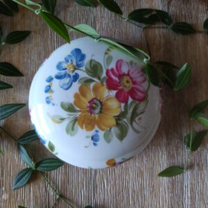 Boîte en Porcelaine Motifs Fleuris