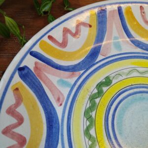 Assiette de Présentation XXL Motifs Cerclés Multicolores