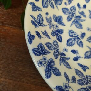 Petite Assiette Creuse en Porcelaine Fleurs Bleues